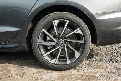 2026款 200万辆悦享版 40 TFSI 豪华动感型-外观-图片-有驾