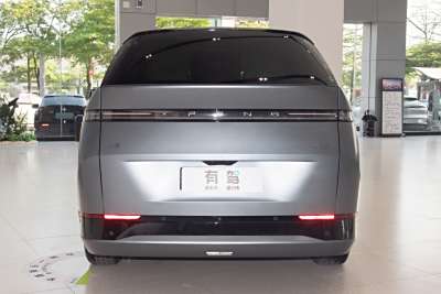 2025款 740超长续航 Max-外观-图片-有驾