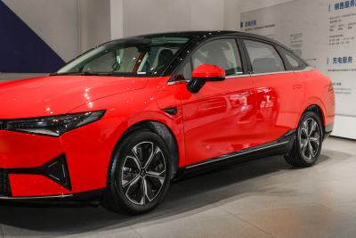 2021款 550E-外观-图片-有驾