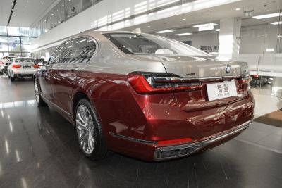 2021款 M760Li xDrive V12 耀影特别版-外观-图片-有驾