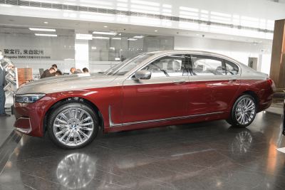 2021款 M760Li xDrive V12 耀影特别版-外观-图片-有驾