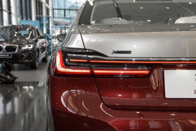 2021款 M760Li xDrive V12 耀影特别版-外观-图片-有驾