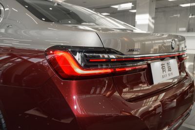 2021款 M760Li xDrive V12 耀影特别版-外观-图片-有驾