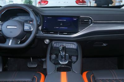 2021款 1.5T 两驱极智潮玩版-内饰-图片-有驾