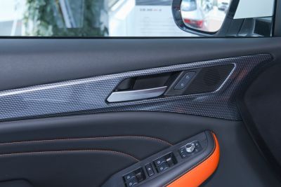 2021款 1.5T 两驱极智潮玩版-内饰-图片-有驾