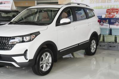 2022款 1.5L 手动豪华型 7座-外观-图片-有驾