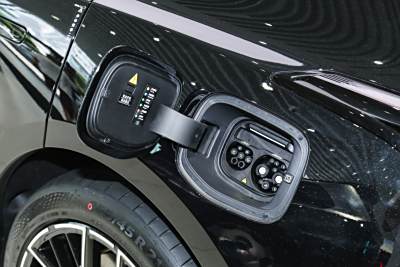 2026款 103度四驱  Ultra版-外观-图片-有驾