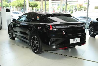 2026款 103度四驱  Ultra版-外观-图片-有驾