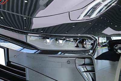 2026款 103度四驱  Ultra版-外观-图片-有驾