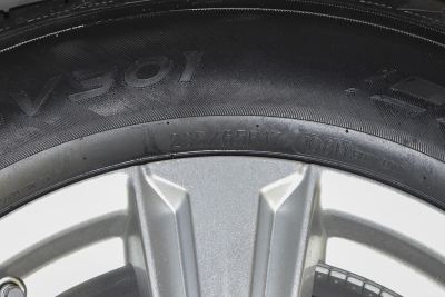 2025款 1.5T 手动超越版 7座-外观-图片-有驾