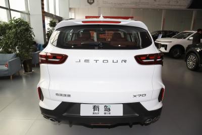 2025款 1.5T 手动超越版 7座-外观-图片-有驾
