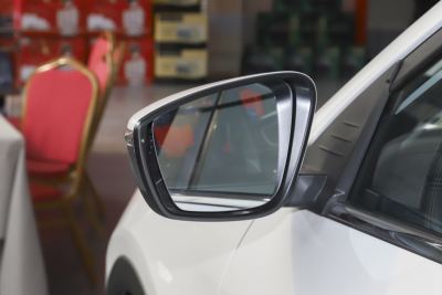 2025款 1.5T 手动超越版 7座-外观-图片-有驾