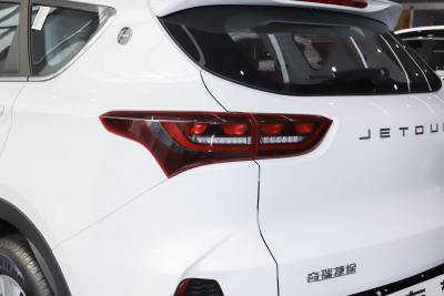 2025款 1.5T 手动超越版 7座-外观-图片-有驾