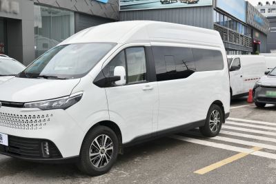 2024款 420km 长轴中顶 客车 9座-外观-图片-有驾