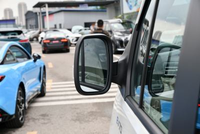 2024款 420km 长轴中顶 客车 9座-外观-图片-有驾