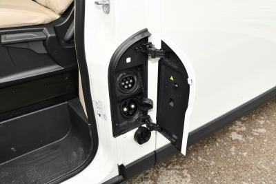 2024款 420km 长轴中顶 客车 9座-外观-图片-有驾
