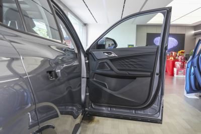 2023款 1.5T 优越版-内饰-图片-有驾
