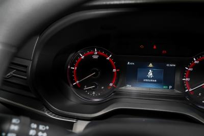 2023款 2.0T 旅行家RVLIFE乐玩版-内饰-图片-有驾