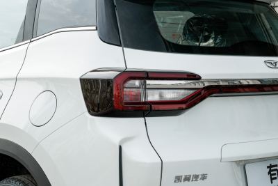 2025款 1.5L CVT豪华版-外观-图片-有驾
