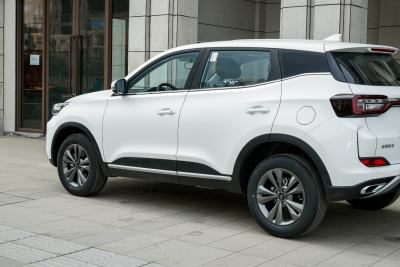 2025款 1.5L CVT豪华版-外观-图片-有驾
