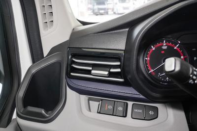 2025款 旅行家V90乐途版 横床4座-内饰-图片-有驾