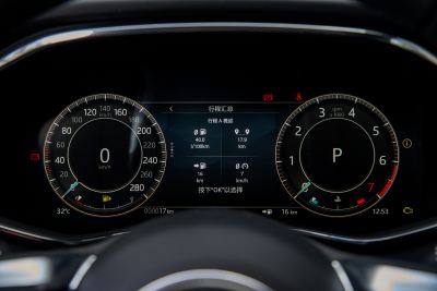 2025款 P250 R-Dynamic S-内饰-图片-有驾