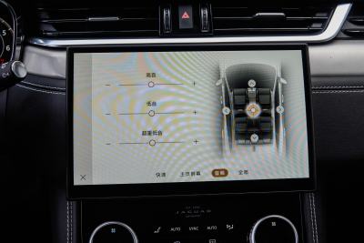 2025款 P250 R-Dynamic S-内饰-图片-有驾