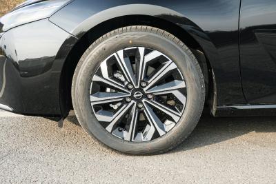 2026款 鸿蒙座舱 2.0L 舒适版-外观-图片-有驾