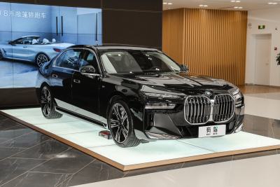 2023款 740Li 领先型 M运动套装-外观-图片-有驾