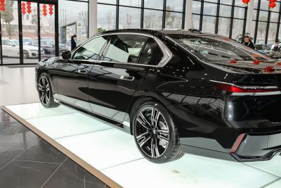 2023款 740Li 领先型 M运动套装-外观-图片-有驾