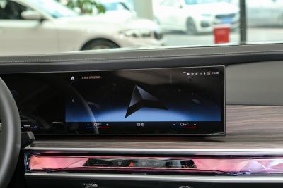 2023款 740Li 领先型 M运动套装-内饰-图片-有驾