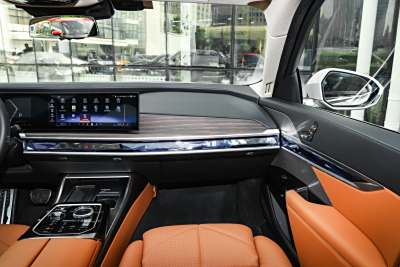 2023款 740Li 领先型 M运动套装-内饰-图片-有驾