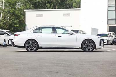 2023款 740Li 领先型 M运动套装-外观-图片-有驾