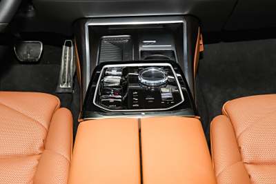 2023款 740Li 领先型 M运动套装-内饰-图片-有驾