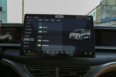 2025款 DM-i 智驾版 1020 四驱旗舰型-内饰-图片-有驾