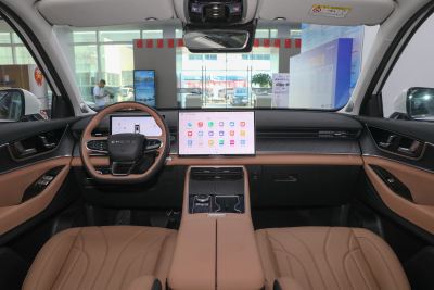 2024款 2.0T 两驱豪华版 5座-内饰-图片-有驾