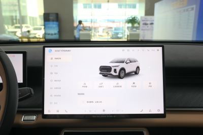 2024款 2.0T 两驱豪华版 5座-内饰-图片-有驾
