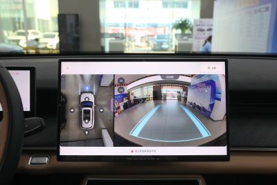 2024款 2.0T 两驱豪华版 5座-内饰-图片-有驾