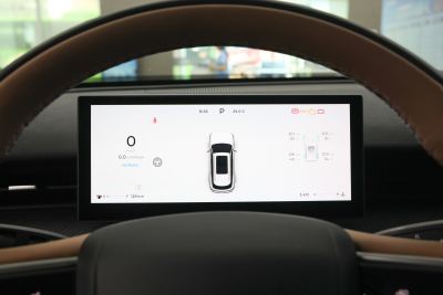 2024款 2.0T 两驱豪华版 5座-内饰-图片-有驾