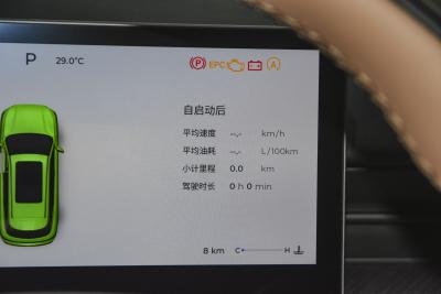 2024款 2.0T 两驱豪华版 5座-内饰-图片-有驾