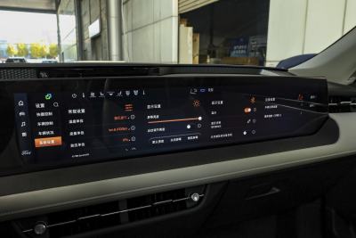 2025款 2.0T EcoBoost 至尊型-内饰-图片-有驾