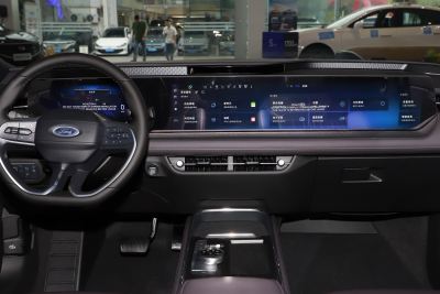 2025款 2.0T EcoBoost 至尊型-内饰-图片-有驾