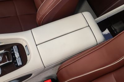 2022款 GLS 600 4MATIC 礼尚版-内饰-图片-有驾