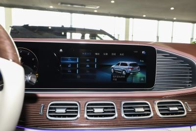 2022款 GLS 600 4MATIC 礼尚版-内饰-图片-有驾