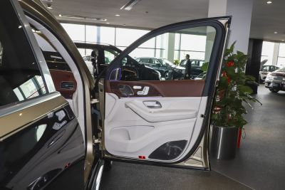 2022款 GLS 600 4MATIC 礼尚版-内饰-图片-有驾