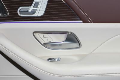 2022款 GLS 600 4MATIC 礼尚版-内饰-图片-有驾