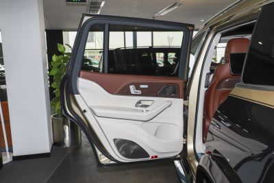 2022款 GLS 600 4MATIC 礼尚版-内饰-图片-有驾