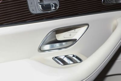 2022款 GLS 600 4MATIC 礼尚版-内饰-图片-有驾