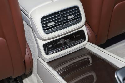 2022款 GLS 600 4MATIC 礼尚版-内饰-图片-有驾