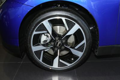 2024款 452km COOPER SE 艺术家-外观-图片-有驾